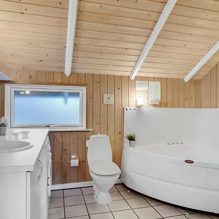 Nice Home In Blavand With Sauna *