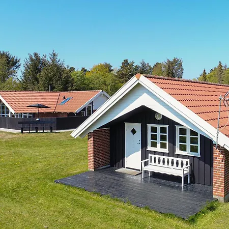 Nice Home In Blavand With Sauna בית נופש בלבאנד