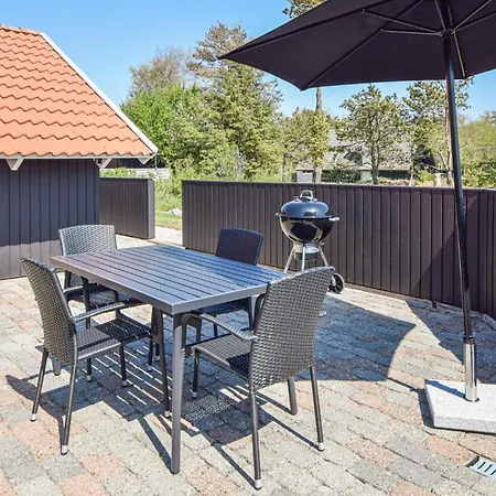 Four-bedroom In Vakantiehuis