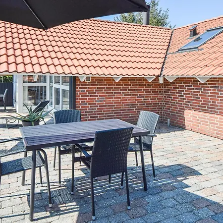 Four-bedroom In * Blåvand